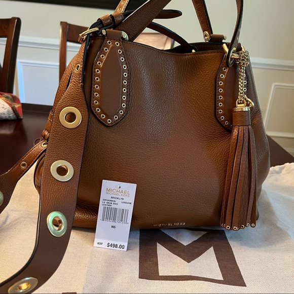 MICHAEL Michael Kors Handbags - HOST PICK! Michael Kors - Brooklyn Large Grab Bag
